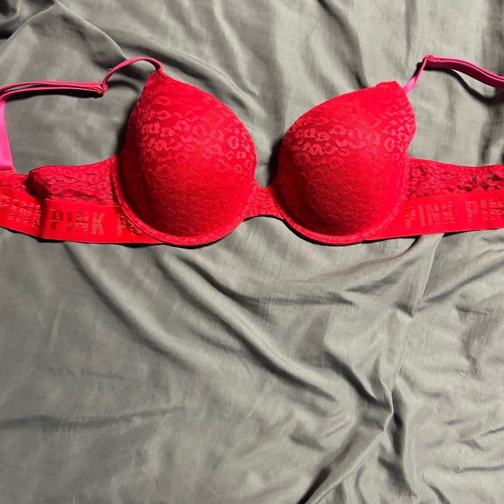 PINK Victoria's Secret Lace Underwire Bra
